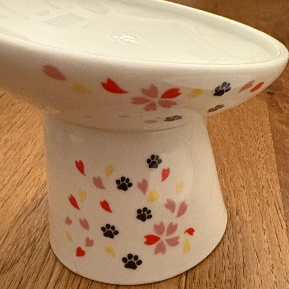 Necoichi Sakura Limited Design Wide Tilted Ceramic Cat Bowl with Tray - Picture 4 of 4